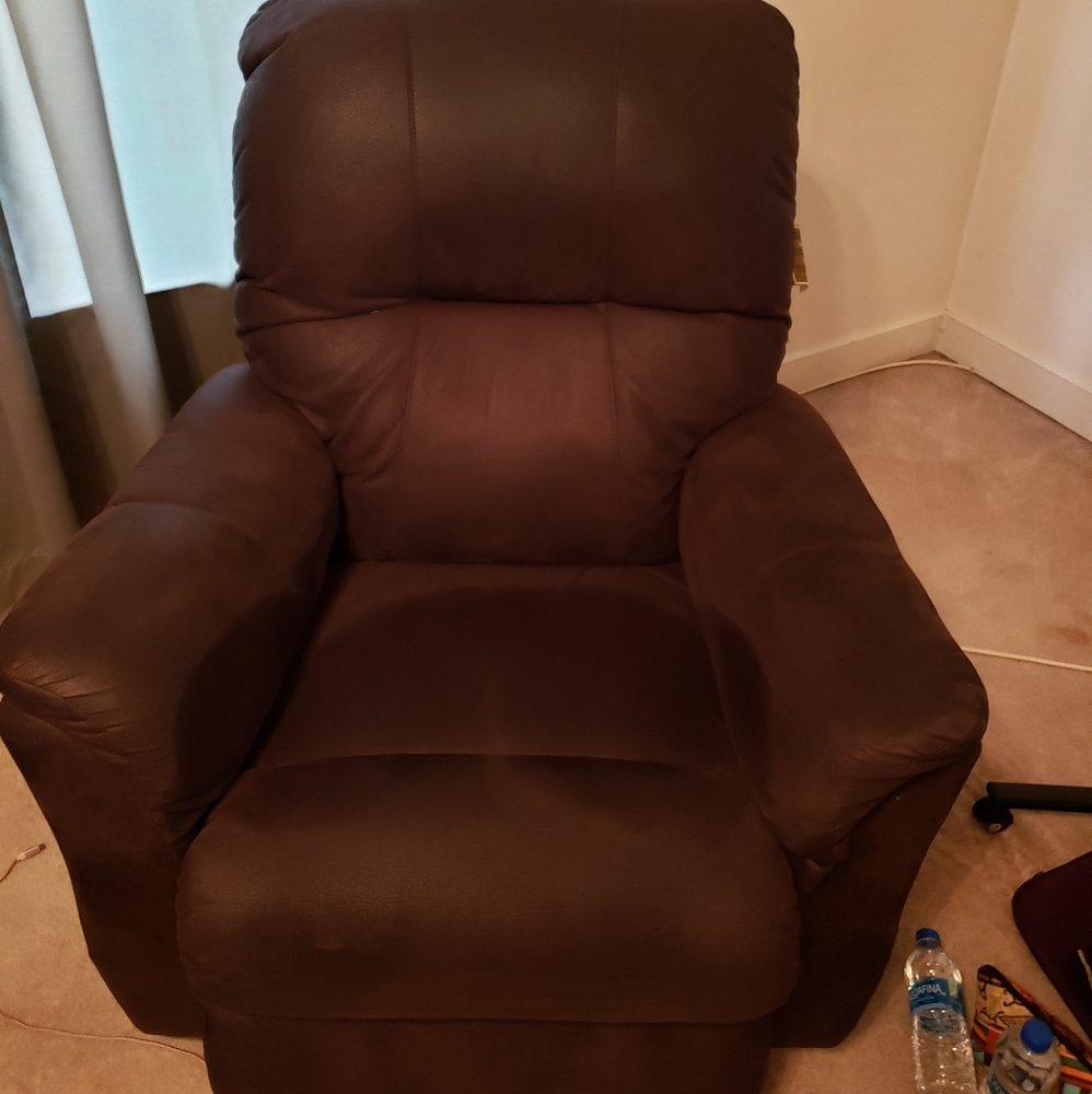 LAZYBOY Recliner good condition